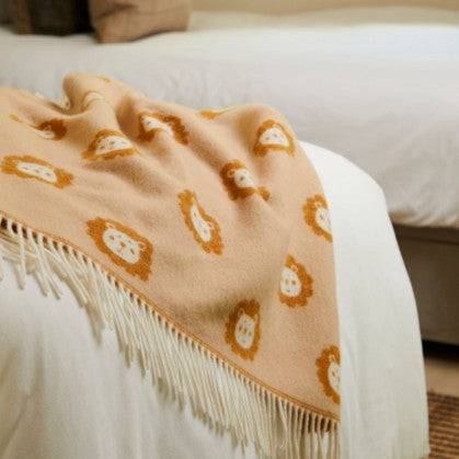 Lion baby blanket - Gifts of Wales