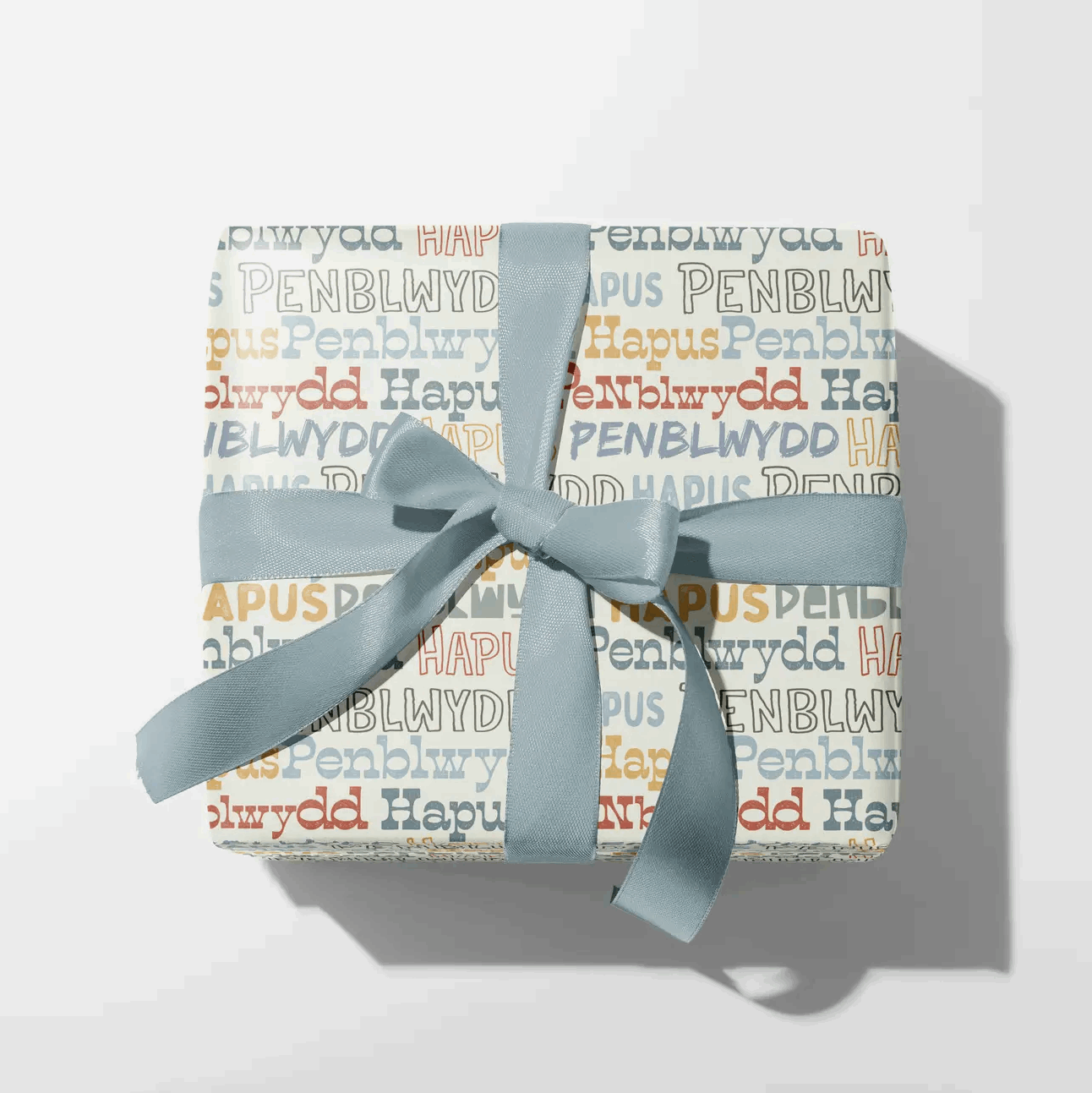 Penblwydd hapus wrapping paper
