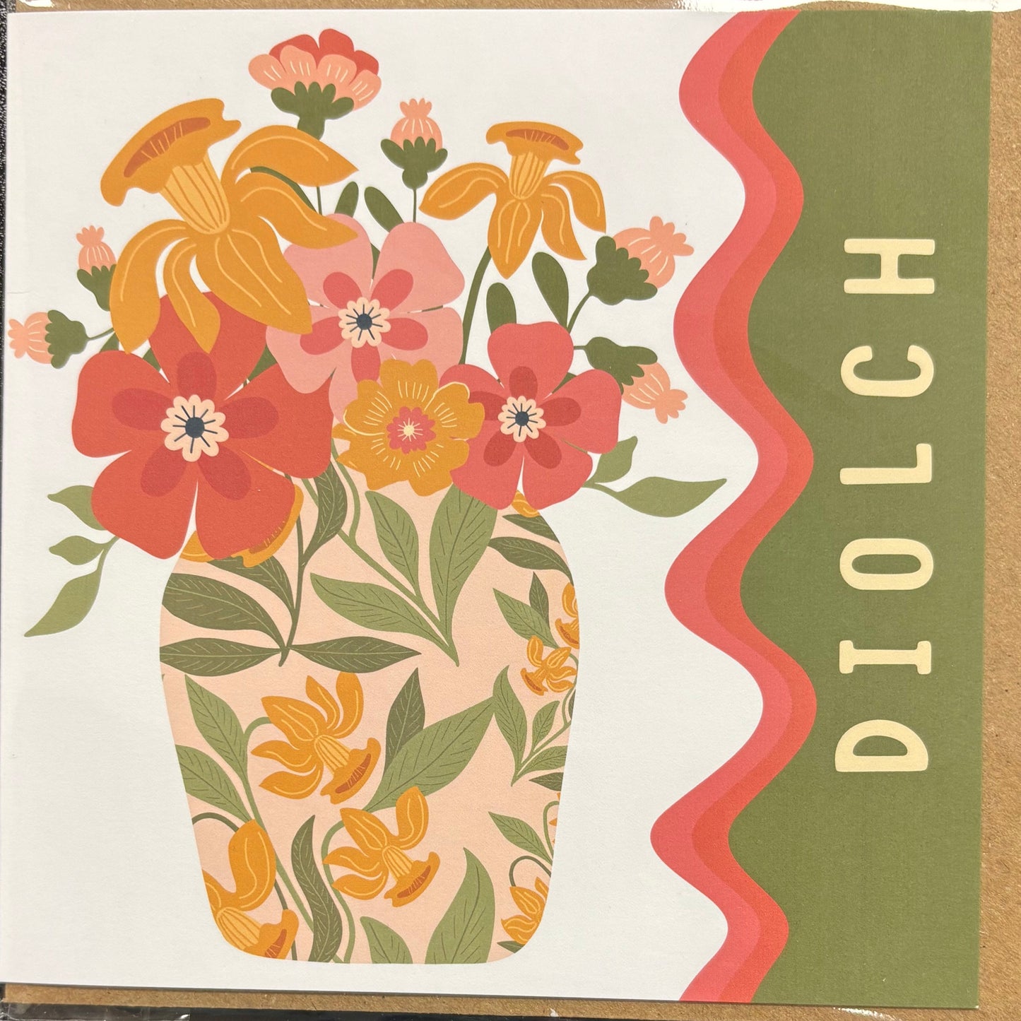 Diolch vase of flowers greeting card