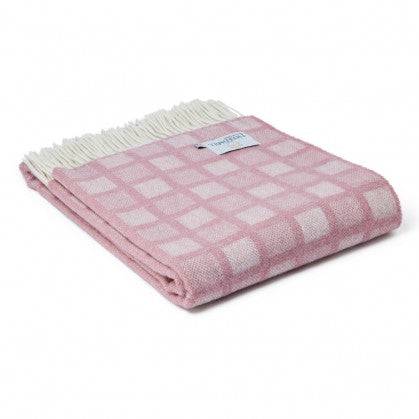 Manhattan sunken pink throw - Gifts of Wales