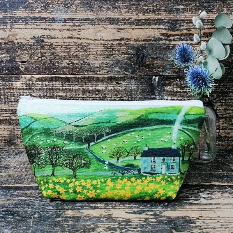 Daffodil design make up bag - Gifts of Wales