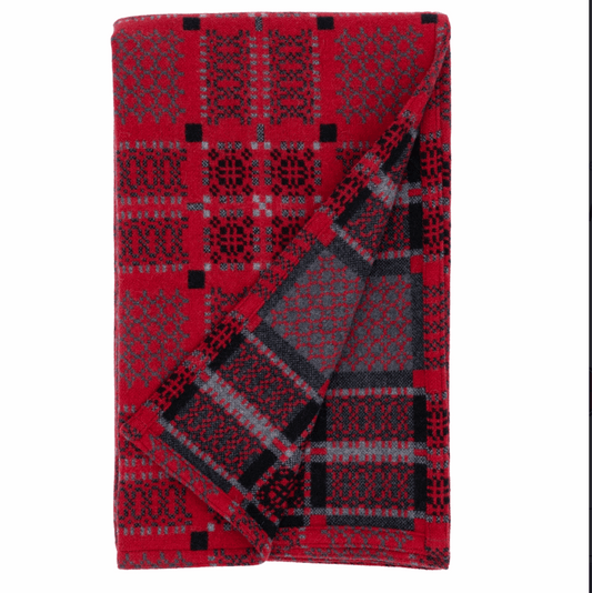 Knot garden draig throw