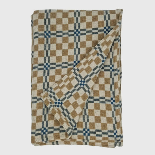 Melin Tregwynt Hen llys throw| Gifts of Wales