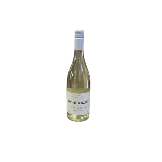 Montgomery vineyard Seyval & Solaris | Gifts of Wales