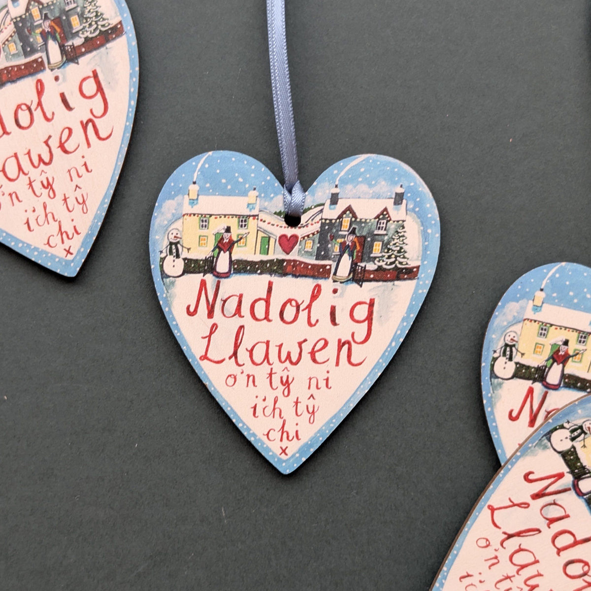 Nadolig Llawen o’n tŷ ni i’ch tŷ chi decoration