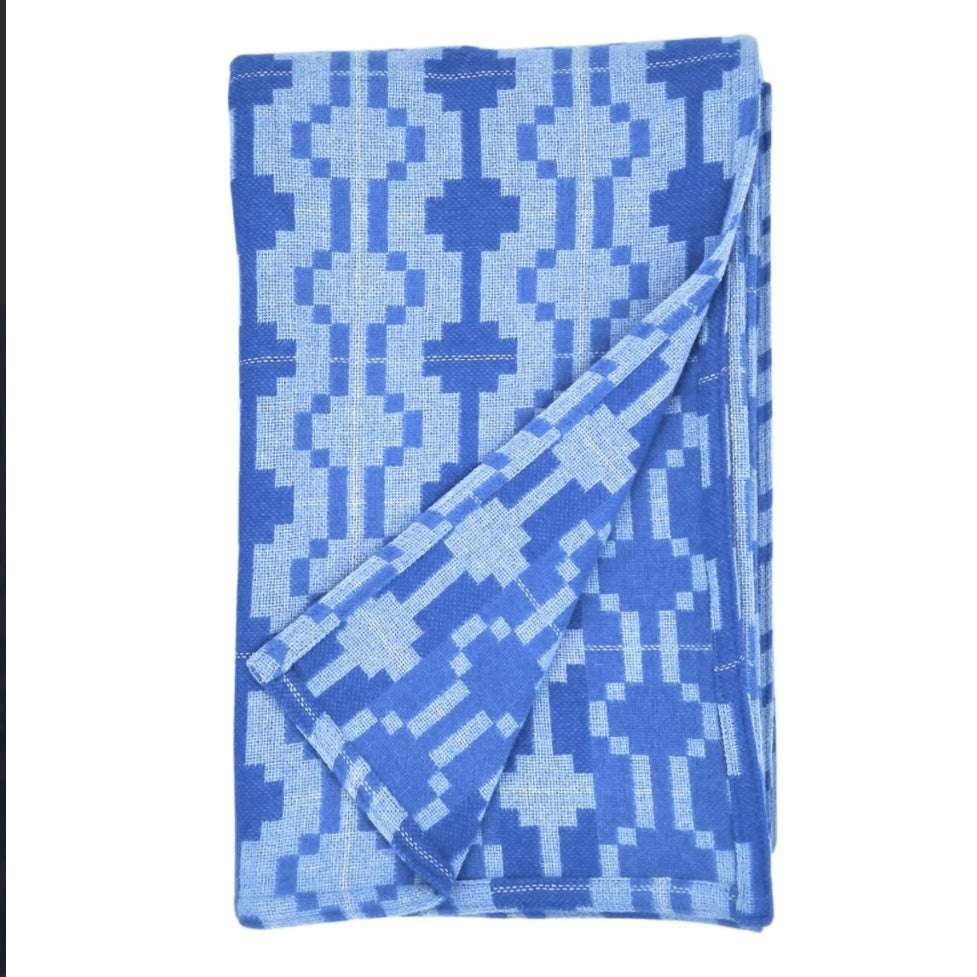Patagonia Awyr throw| Gifts of Wales