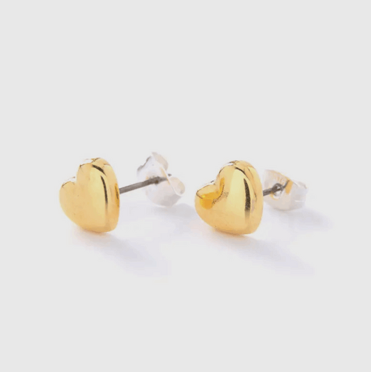 Plump heart studs