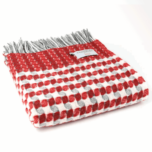 Red star houndstooth throw