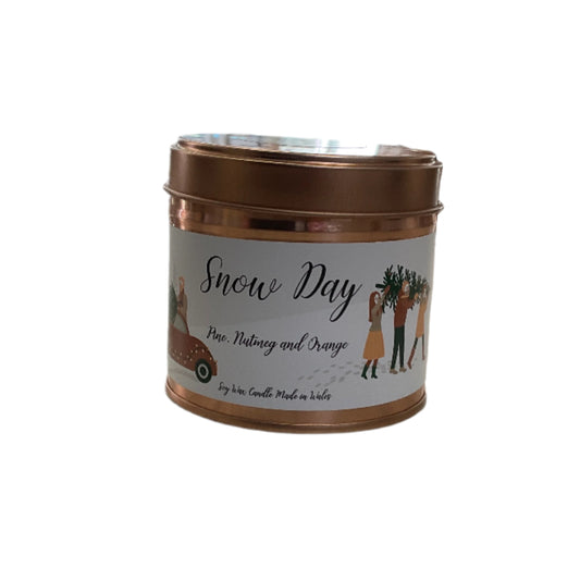 Snow day candle|Gifts of Wales 