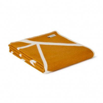 Twig mustard throw