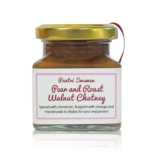 Welsh pear and roast walnut chutney