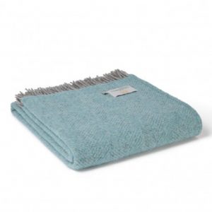 Spearmint and grey extra large throw